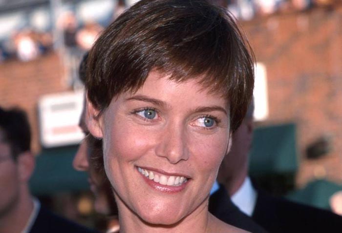 Carey Lowell Age